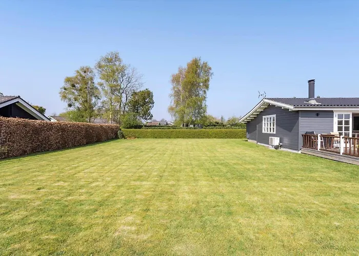 Fy392-svendborg-stenklovervej-12 펜션 *